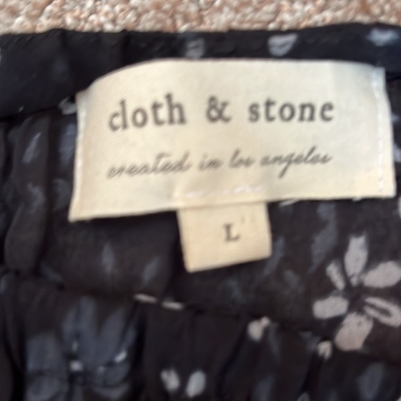 Cloth and Stone top - Picture 2 of 2